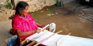 Purépecha weaver Domitila Basilio Galván at work.