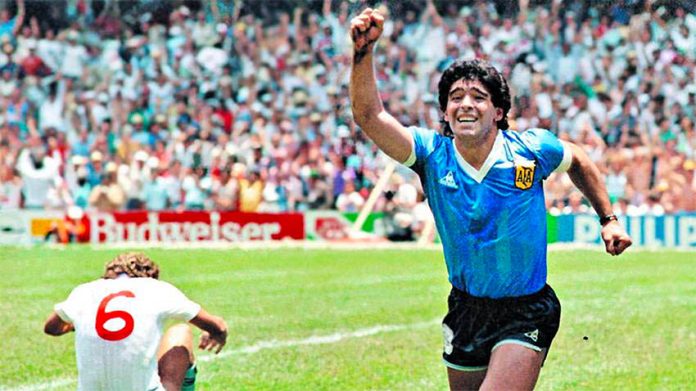 Maradona in Mexico City in 1986.