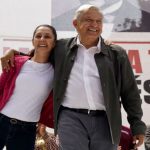 Sheinbaum: political ambitions. López Obrador: 'denialist optics.'