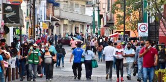 Many Christmas shoppers were out on the weekend.