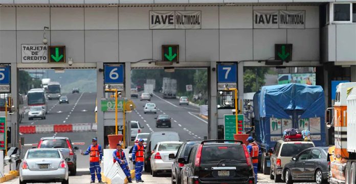 The Tepoztlán toll plaza has been a popular target for hijackers.