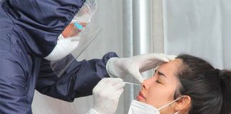 Both rapid testing in Mexico City and vaccinations resumed Saturday.