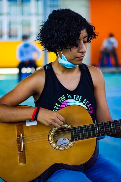 One of Antunez's students hard at practice.