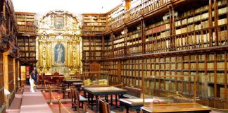 Books have been stolen from the Palafoxian Library in Puebla city.