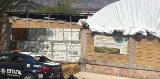 The México state ambush left 13 officials dead.