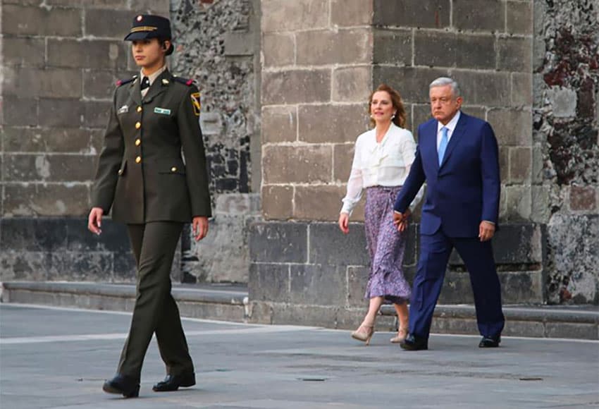 The president and his wife, Beatriz Gutiérrez, 