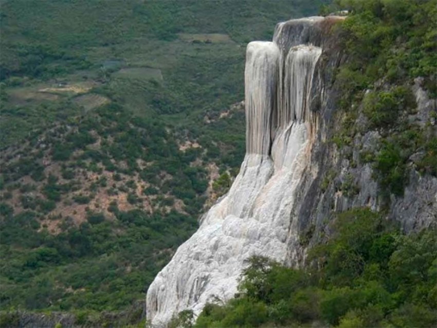 Rock formations look like waterfalls at the Oaxaca tourist attraction.