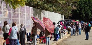 A Covid vaccination lineup in Oaxaca city.