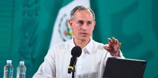 The deputy health minister announced an ambitious ramp-up vaccinations.