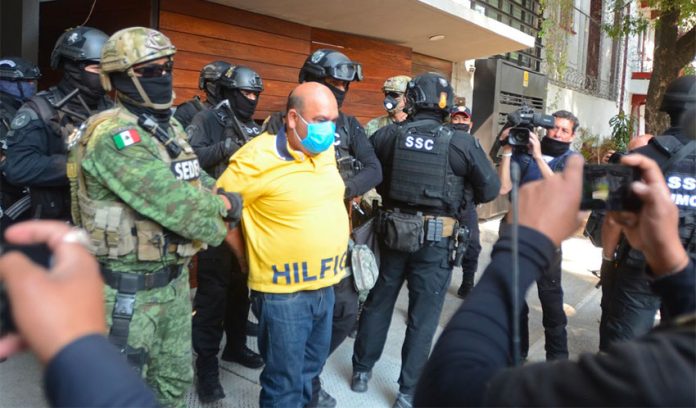 One of the suspects taken into custody in Culiacán.