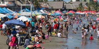A popular beach in Veracruz on the weekend.