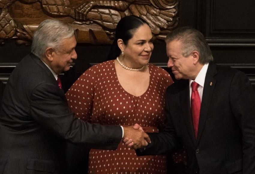 President López Obrador (left) and Arturo Zaldívar (right) are widely considered to be allies.