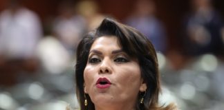 Deputy Lorenia Iveth Valles has introduced the draft constitutional reform.