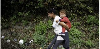 A Honduran woman and child near Mexico's border with Guatemala.
