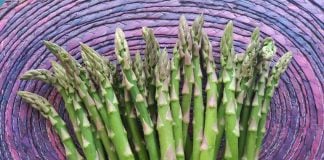 Right now is arguably the best part of the asparagus season in Mexico.