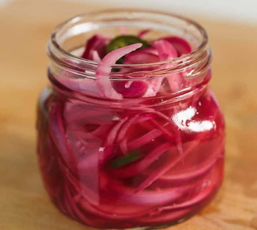 You can add some kick to these pickled onions with jalapeño.