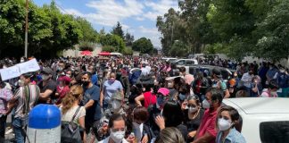 Private healthcare workers protest Thursday in Mexico City.