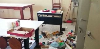 A school in Veracruz after it was looted by thieves.