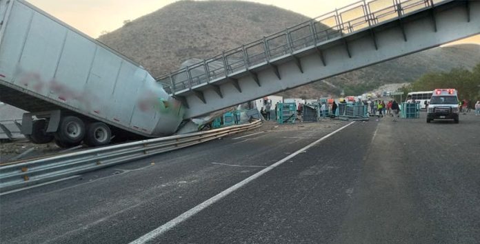 The scene of Thursday's accident in San Luis Potosí.
