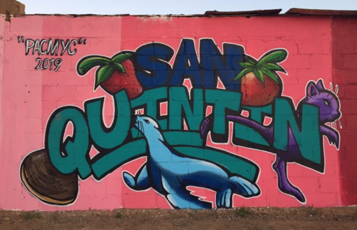Mural promoting San Quintín by Rogelio Santos