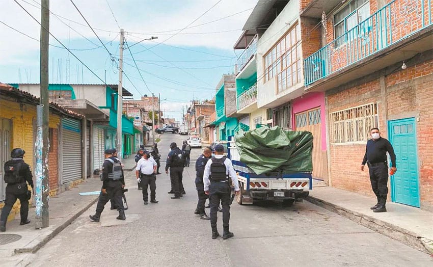  Michoacán anuncia refuerzo de seguridad tras hallazgo de cadáveres en camioneta