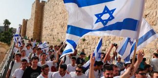 The Foreign Affairs Ministry called for restraint.