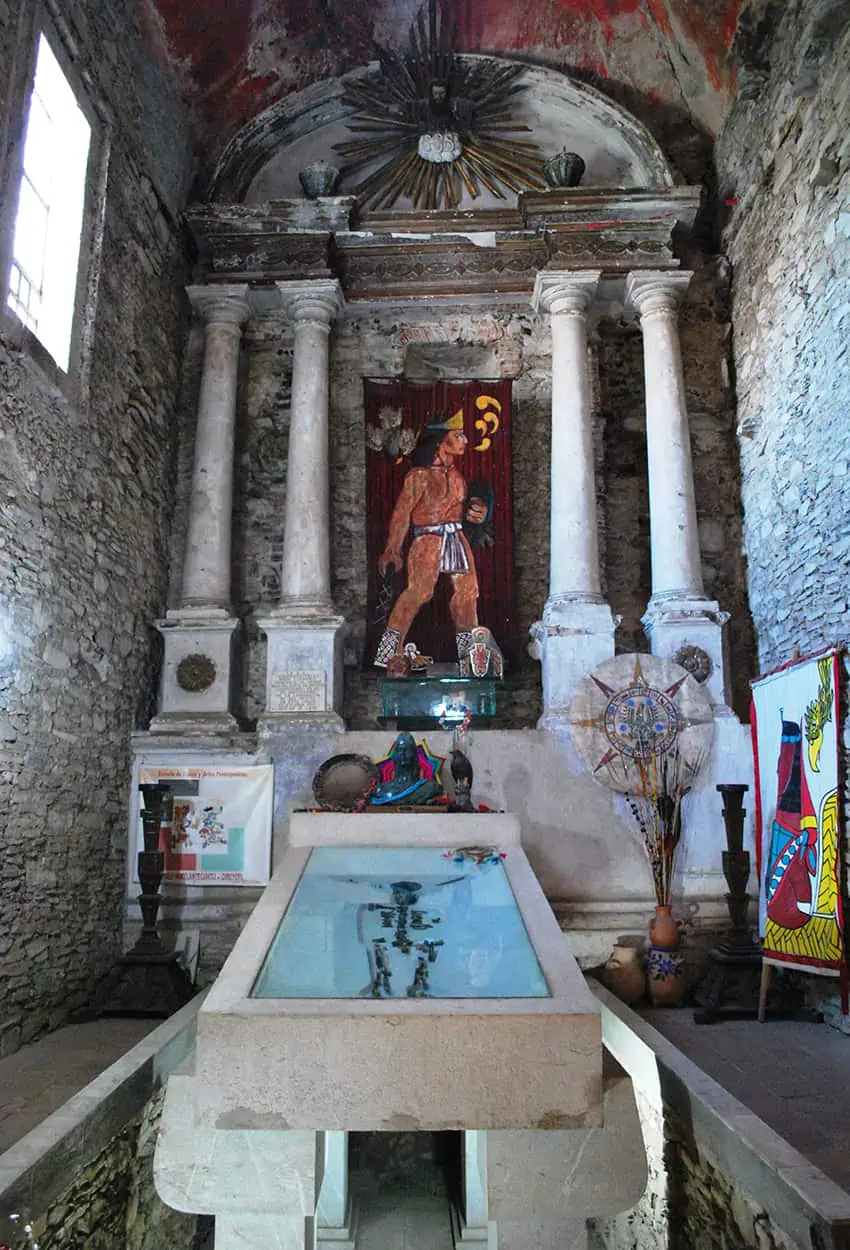 Shrine with alleged bones of Cuauhtémoc, Ixcateopan,