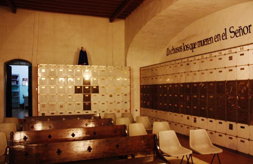 Depositary for urns at the San José de Gracia Church in Querétaro city.