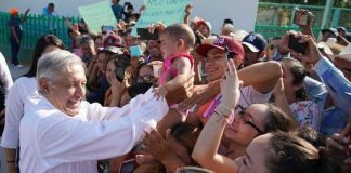 AMLO with supporters
