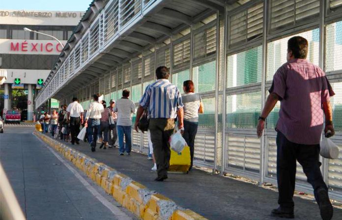 Pedestrians at the Nuevo Laredo border crossing in Tamaulipas.