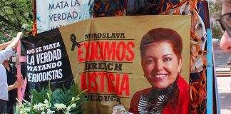 A photo of Miroslava Breach at a memorial.