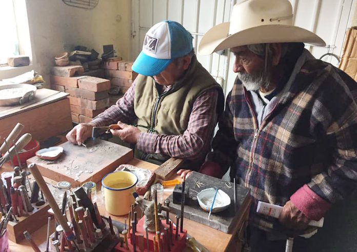José Wilibaldo García and Gregorio Garcia Ruiz in their jewelry workshop, San Felipe, México state
