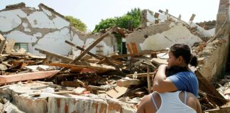 Earthquake victims in Oaxaca in 2017.