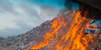 The fire at the dump in Rincón de Guayabitos