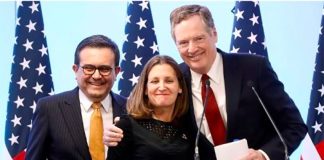 Guajardo, left, during trade talks