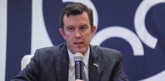 Pemex doesn't have the funds, capacity or infrastructure required to operate the field, says Larry Rubin.