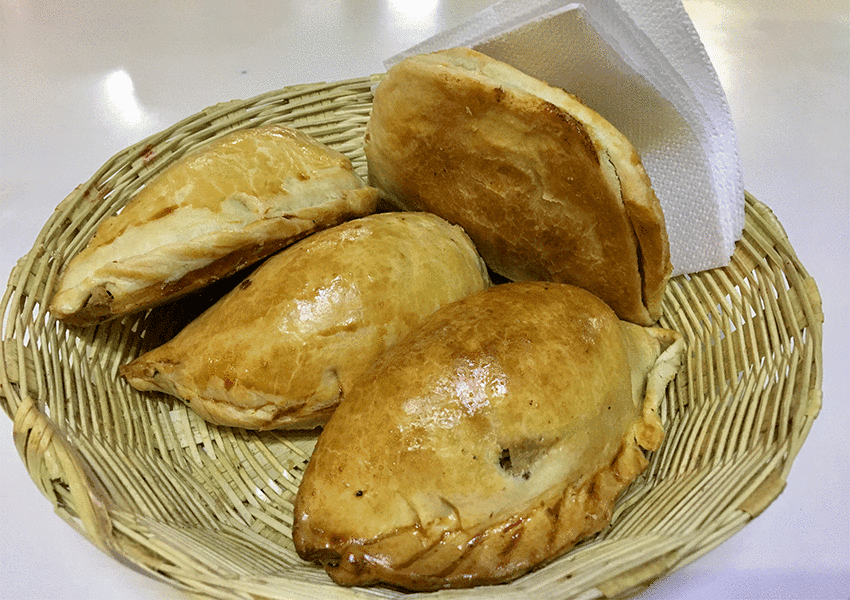 pastes, a British-influenced Hidalgo food