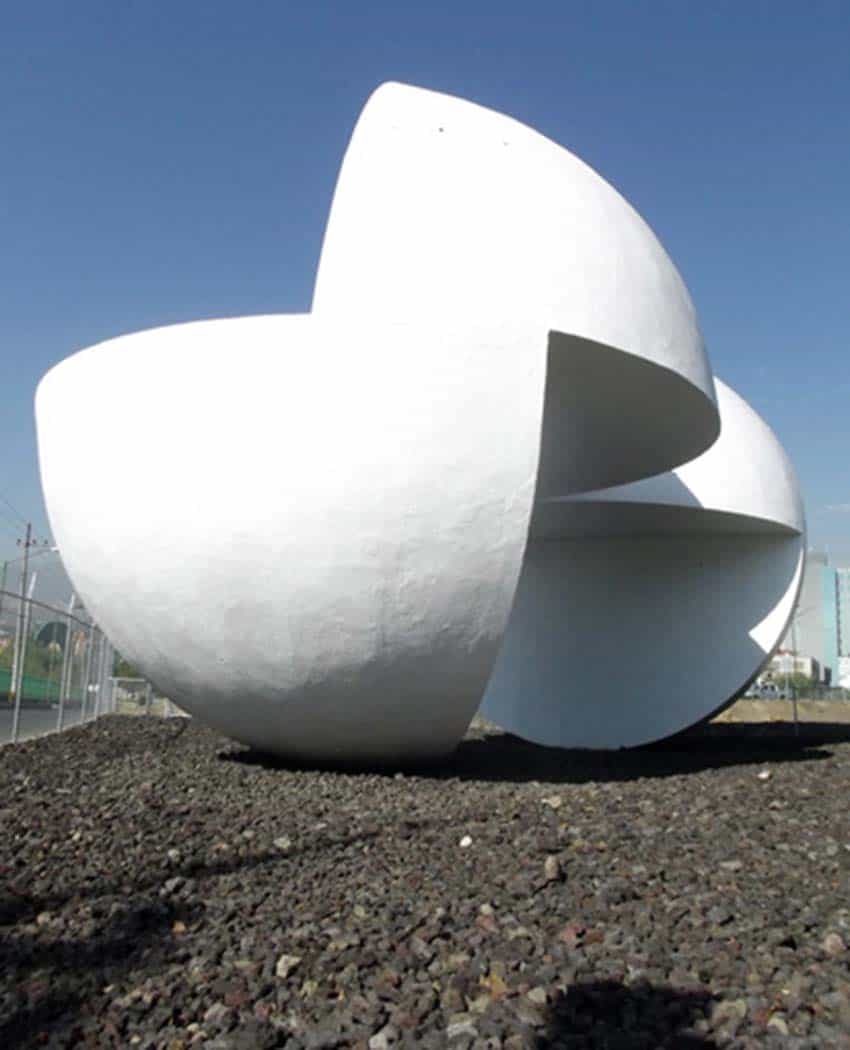 sculpture by Kiyoshi Takahashi