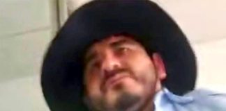 Former customs agent Hernández.