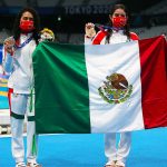 Synchronized diving medal winners Alejandra Orozco and Gaby Agúndez.