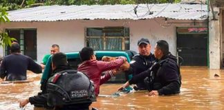 Hurricane Grace floodwaters in Veracruz.