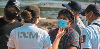 Immigration agents and migrants