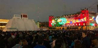 A large crowd was in the zócalo Friday
