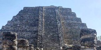 Castle of Kukulcán pyramid at Mayanpán site