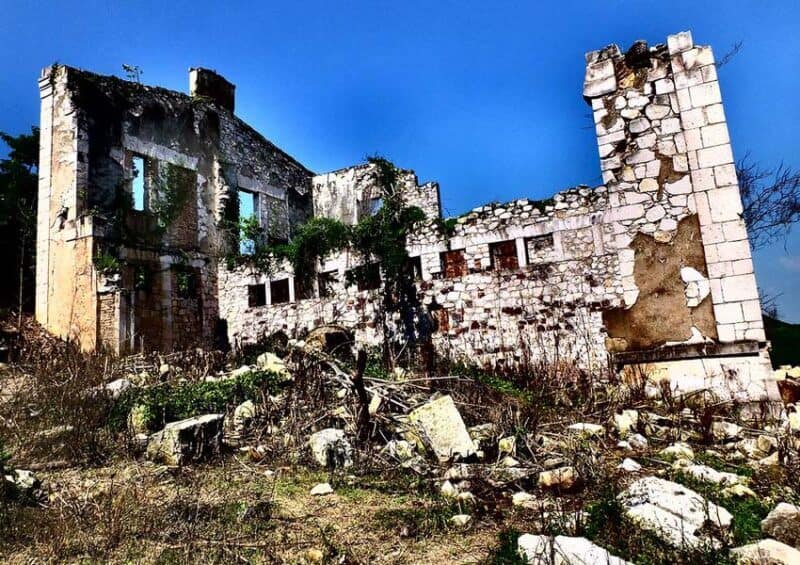 ghost town of El Amparo, Jalisco