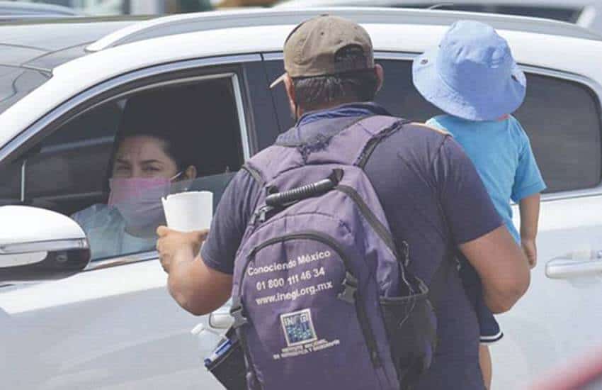 begging at intersection hermosillo