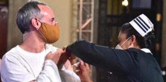 Deputy Health Minister Hugo Lopez-Gatell getting flu shot