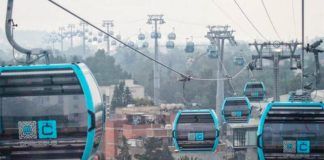 Cable cars were out of commission for an hour on Sunday.