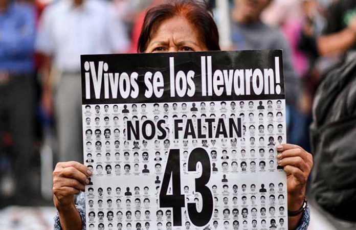 Ayotzinapa protestor