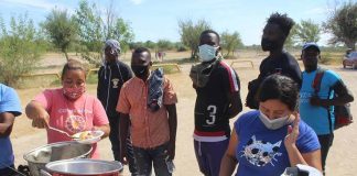 feeding Haitian migrants in Ciudad Acuña